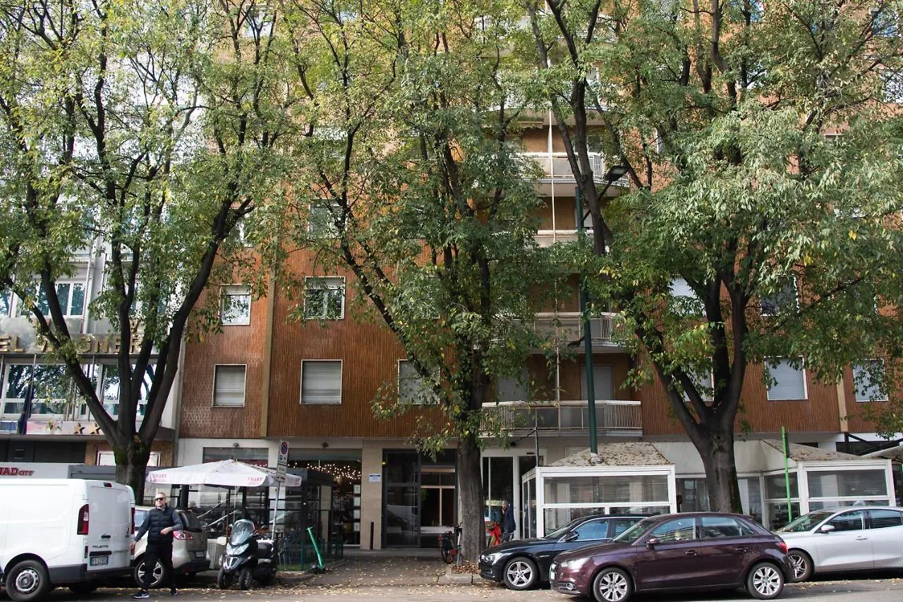 Youhosty - Buonarroti 15 Apartment Milan 0*,  Italy