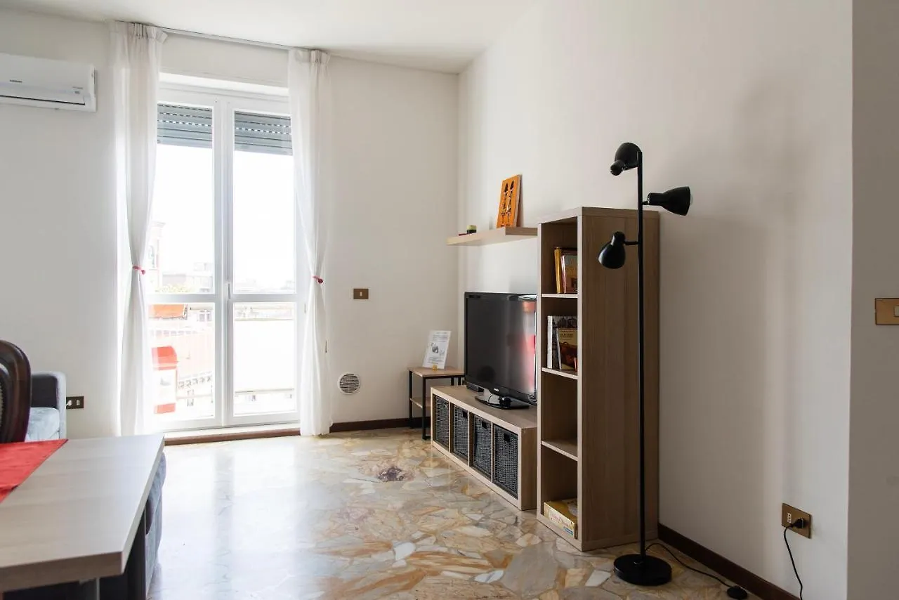 Youhosty - Buonarroti 15 Apartment Milan
